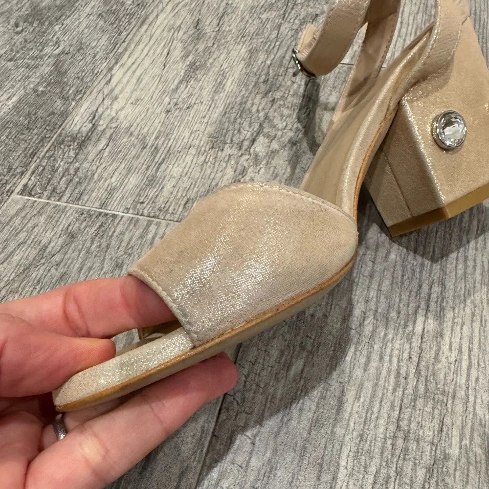 Stuart Weitzman nude shimmer Allshine block heels